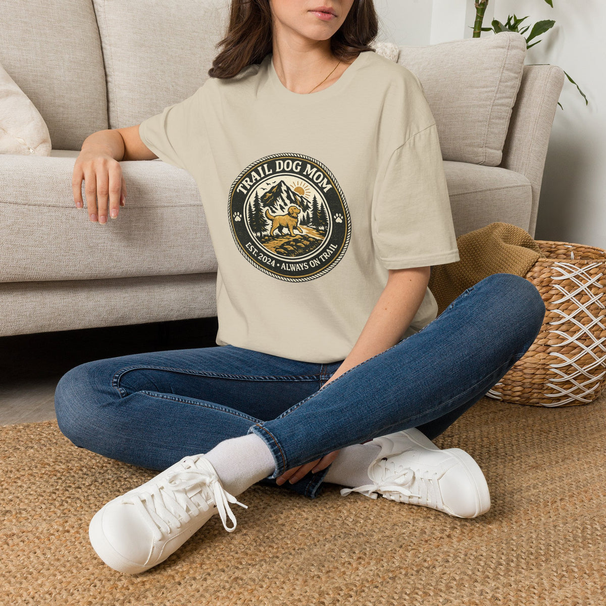 Trail dog mom  T-Shirt