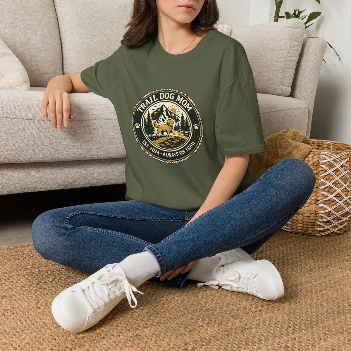 Trail dog mom  T-Shirt